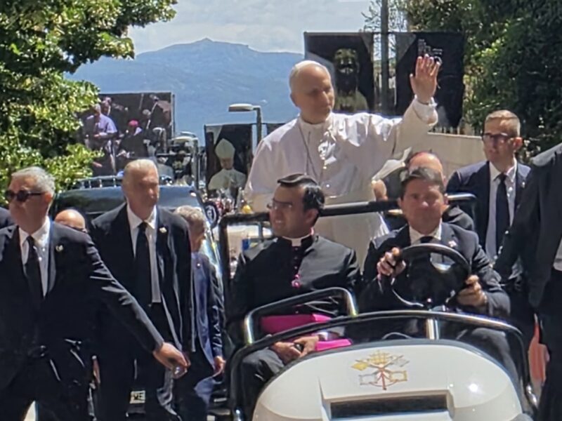 La Bustia visita Papa Lleo XIV Montserrat 10 juny 2026 SE