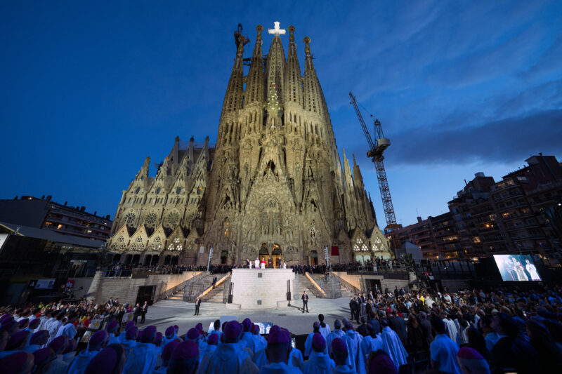 La Bustia visita Papa Lleo XIV Sagrada Familia 10 juny 2026 ACN