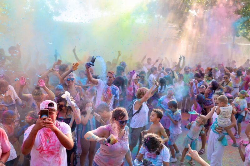 La Bustia Festa Holi Martorell
