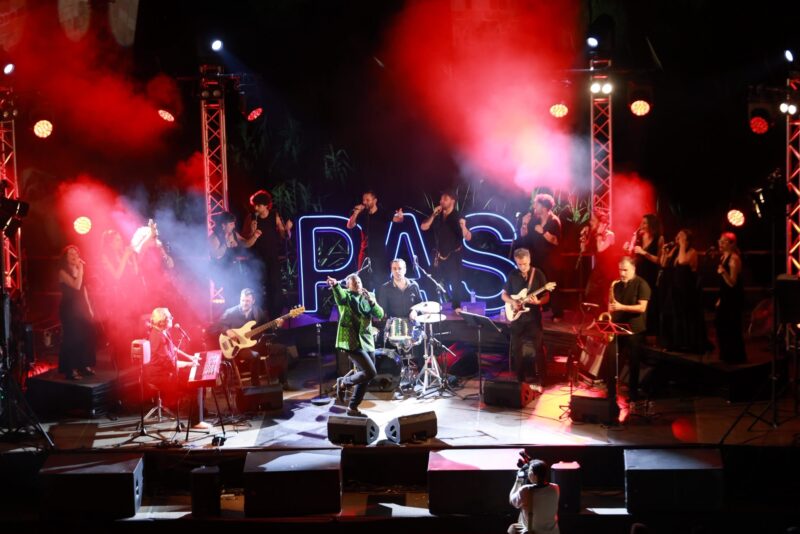La Bustia James Numbere i Messengers PAS Martorell 1