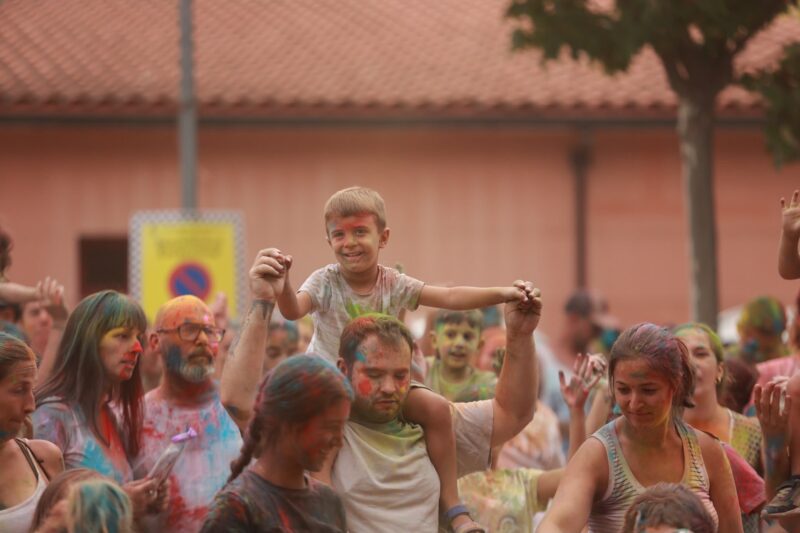 La Bustia festa Holi Festa Major Martorell 2