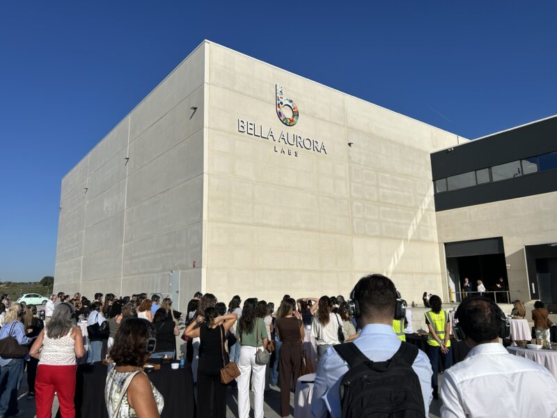 La Bustia Bella Aurora Labs 1