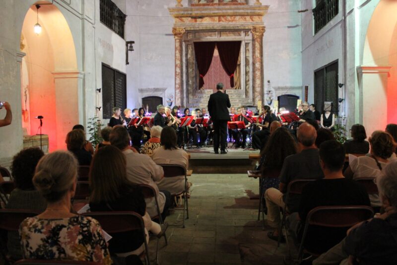 La Bustia inauguracio reproduccio retaule mare de deu antic convent Miralles Castellvi