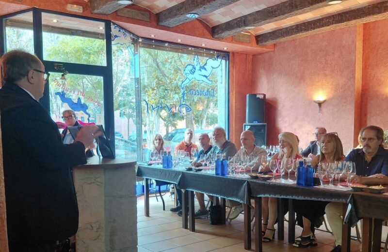 La Bustia Vinopera Divins 2026