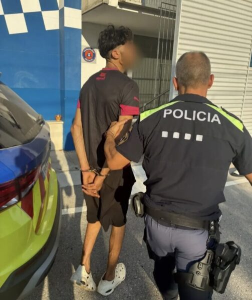 La Bustia detencio Policia Local Martorell 26 octubre 1
