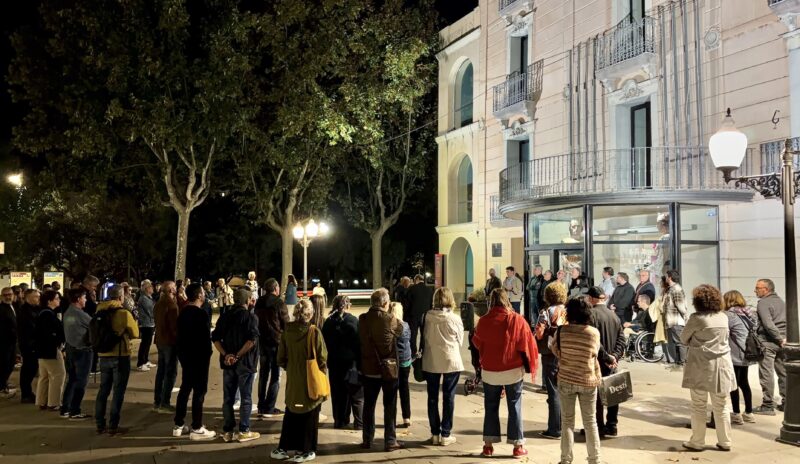 La Bustia minut de silenci dondol victimes accident tren Toledo 28 octubre 2026 Olesa